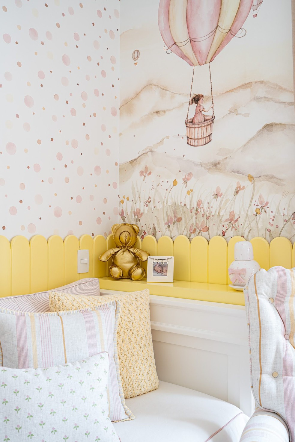 quarto bebê para menina amarelo — foto 5