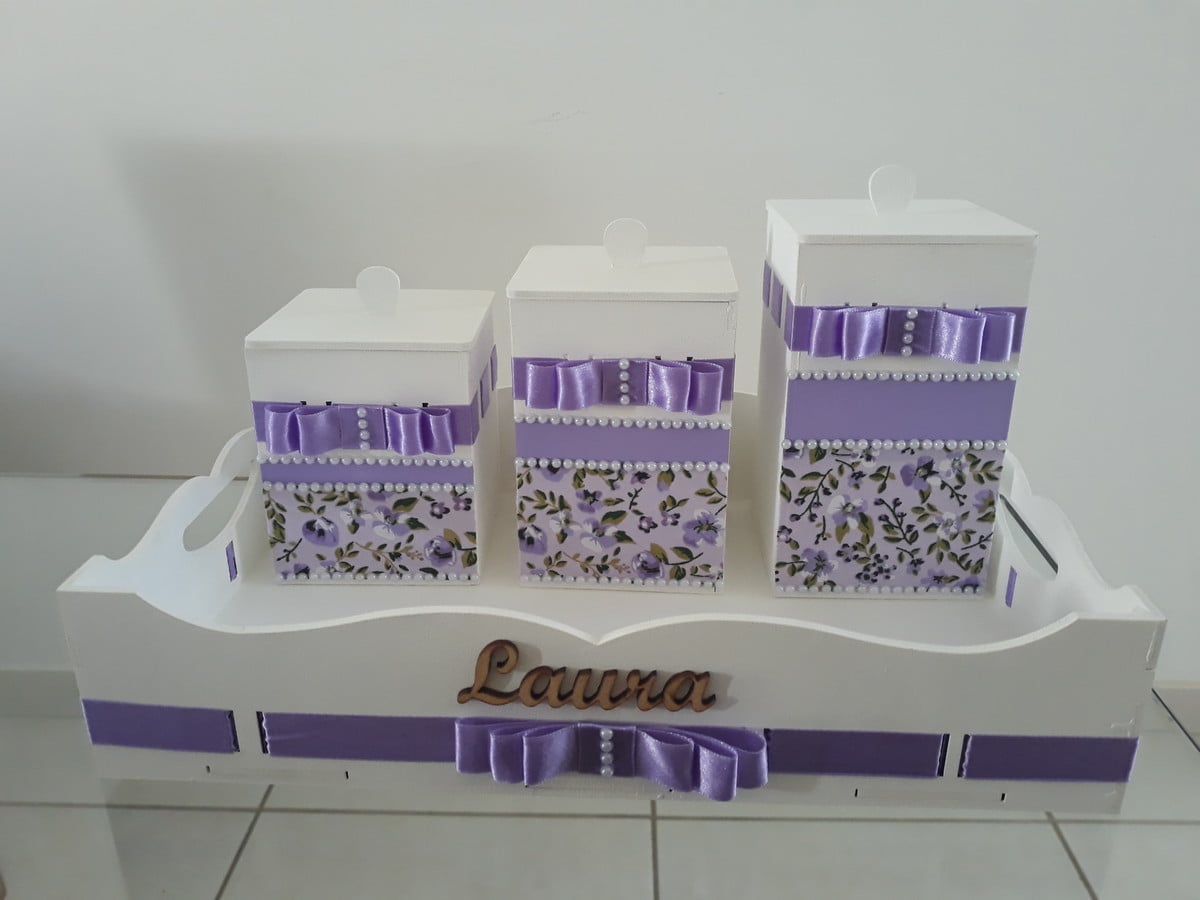 quarto bebê lilás