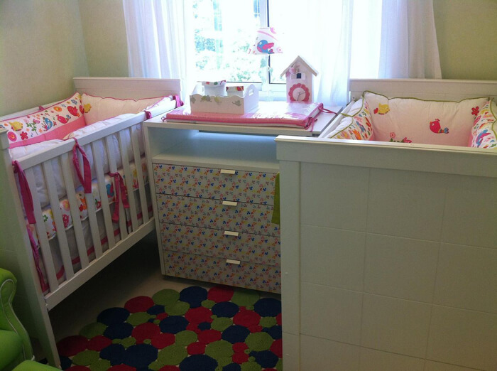 quarto bebê princesa para gêmeos — foto 12