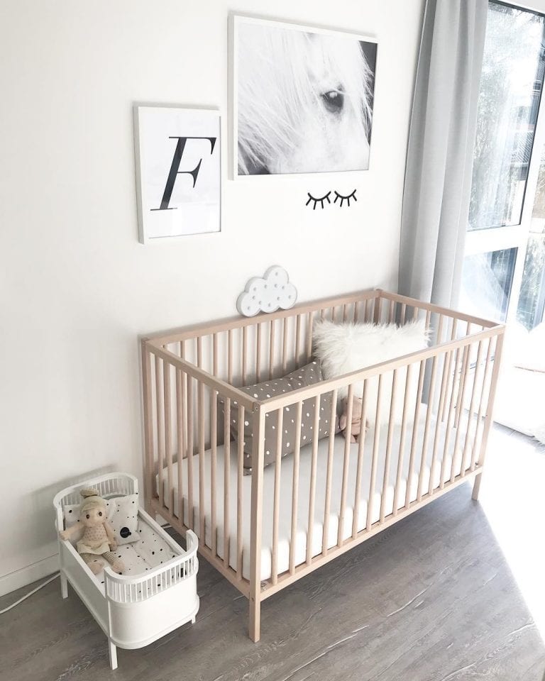 quarto bebê para menina minimalista — foto 10
